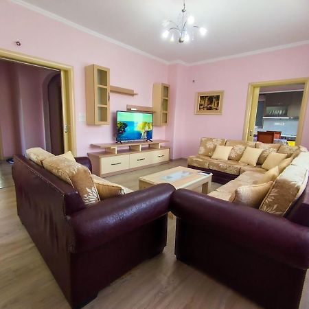 Cheerful 2 Bedroom Villa With Free Parking. Gjirokastër 외부 사진
