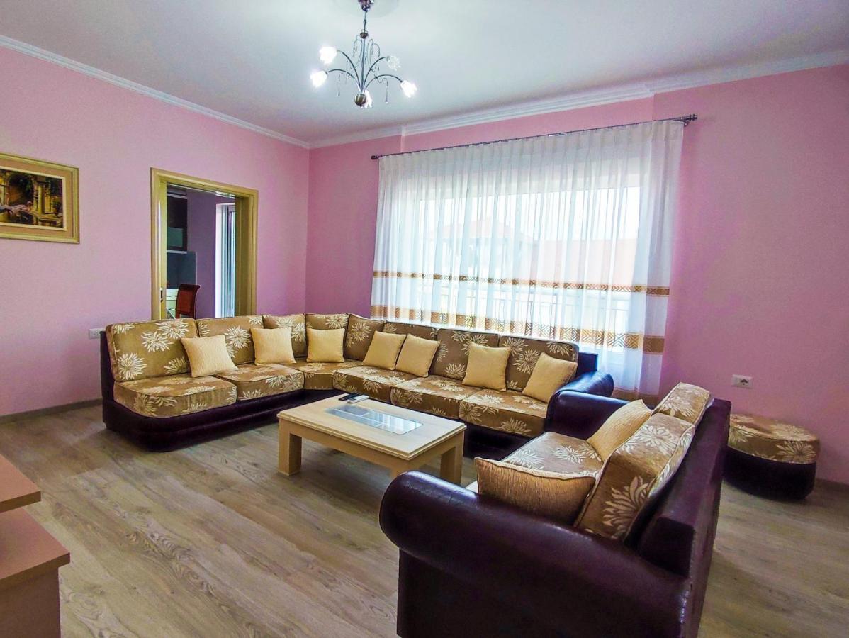 Cheerful 2 Bedroom Villa With Free Parking. Gjirokastër 외부 사진